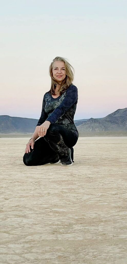 Liza In The Desert